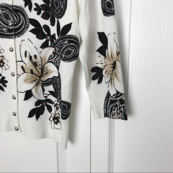 WHBM Cardigan EUC Size XS - Picture 14 of 16